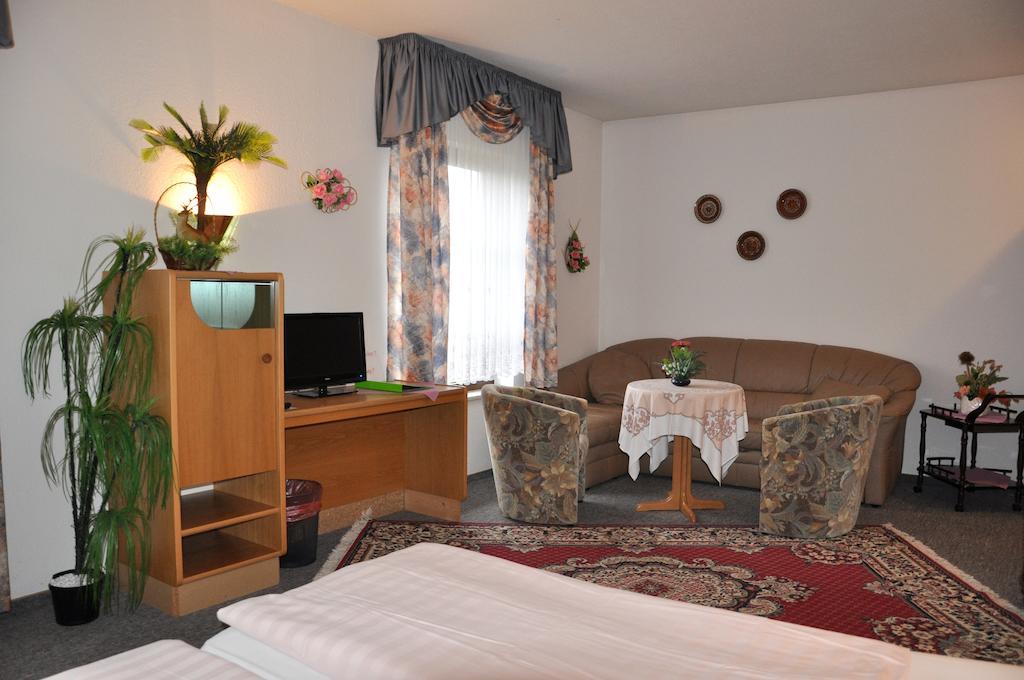 Hotel Fasold Sulzfeld  Pokoj fotografie