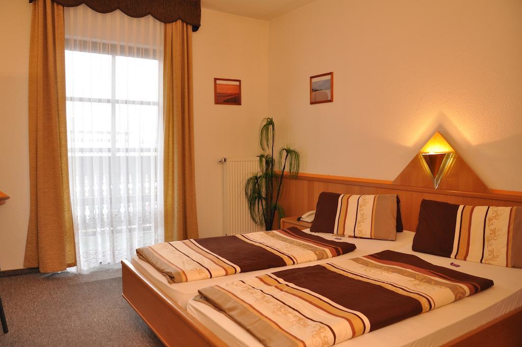 Hotel Fasold Sulzfeld  Pokoj fotografie