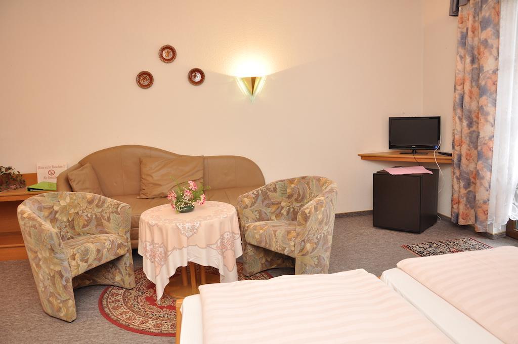 Hotel Fasold Sulzfeld  Pokoj fotografie