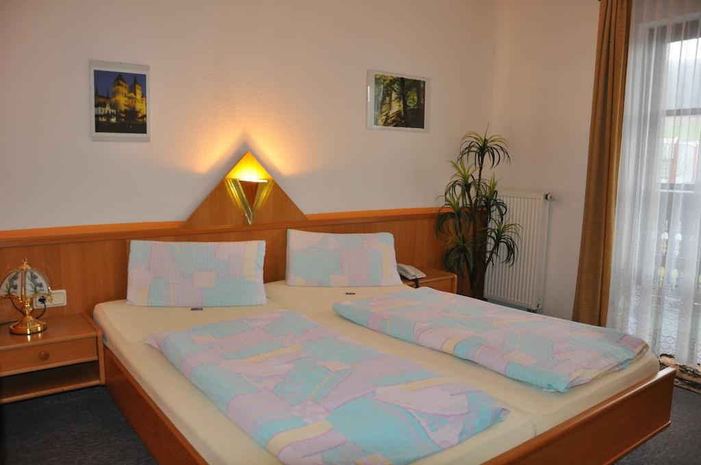 Hotel Fasold Sulzfeld  Pokoj fotografie